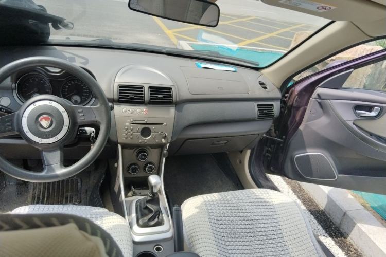 Used Lotus L3 2013 Hatchback 1.5L Manual Elite Model Center Console