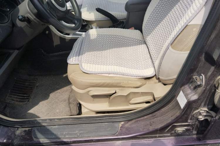 Used Lotus L3 2013 Hatchback 1.5L Manual Elite Model Left Front Seat