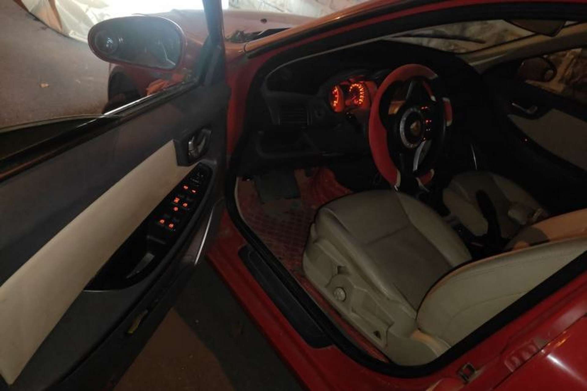 Used Lotus L3 2013 Hatchback 1.5L Manual Elite Model Driver Seat
