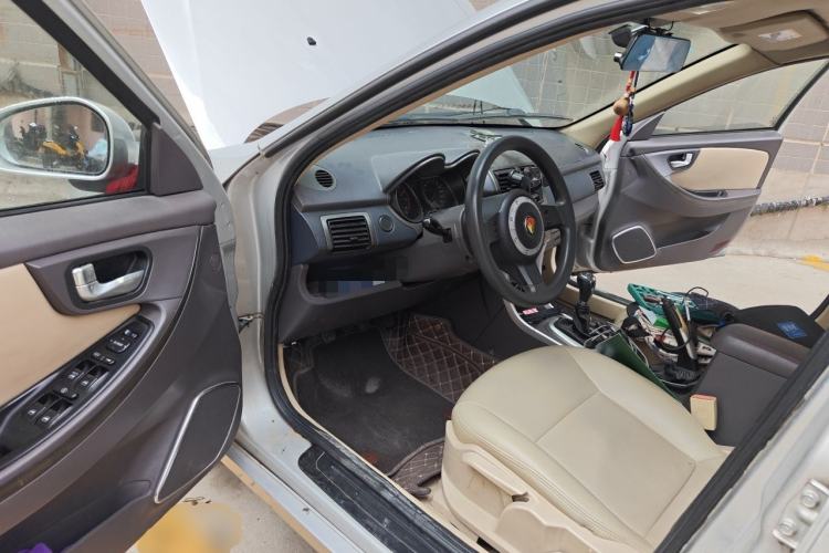 Used Lotus L3 2013 Hatchback 1.5L Manual Elite Model Driver Seat