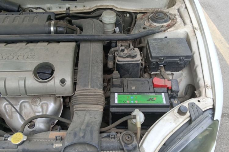 Used Lotus L3 2013 GT 1.6L Manual Deluxe Model Engine Bay Left