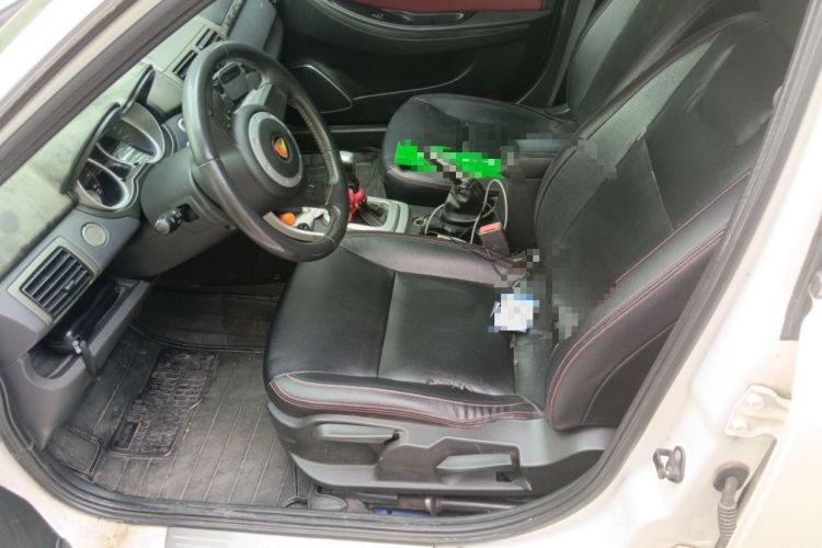 Used Lotus L3 2013 GT 1.6L Manual Deluxe Model Left Front Seat