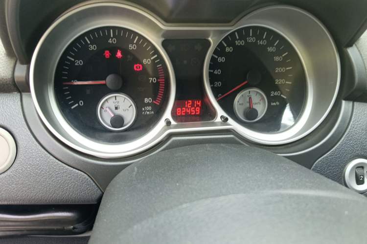 Used Lotus L3 2013 GT 1.6L Manual Deluxe Model Odometer Close Up
