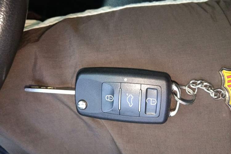 Used Lotus L3 2013 GT 1.6L Manual Deluxe Model Vehicle Key