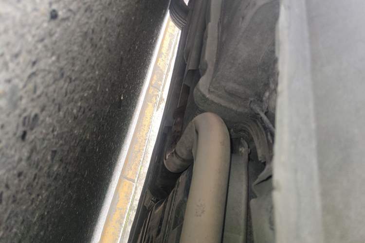 Used Lotus L5 2011 Sedan 1.6L Automatic Fashion Edition Chassis Rear Left