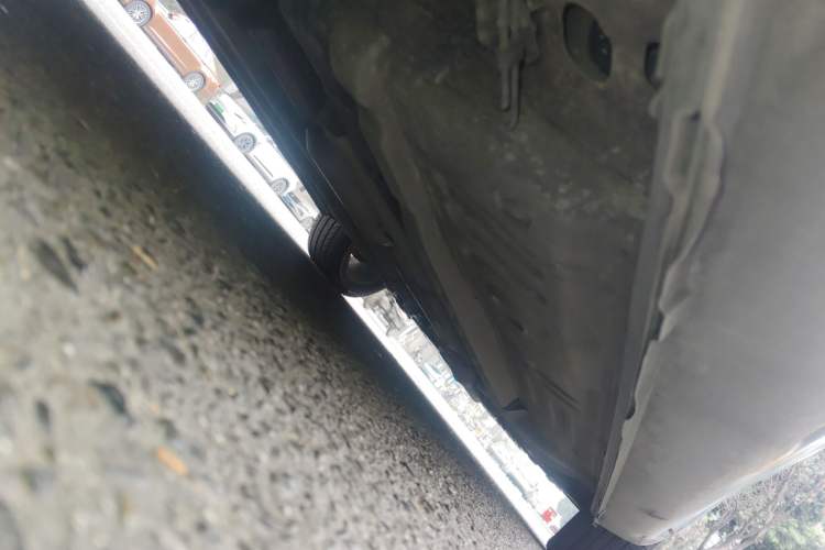 Used Lotus L5 2011 Sedan 1.6L Automatic Fashion Edition Chassis Rear Right