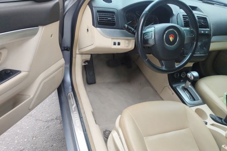 Used Lotus L5 2011 Sedan 1.6L Automatic Fashion Edition Driver Seat