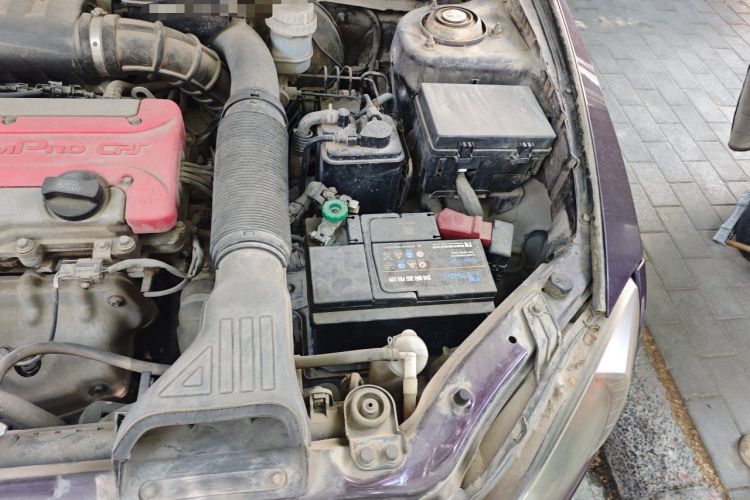 Used Lotus L5 2011 Sedan 1.6L Automatic Fashion Edition Engine Bay Left