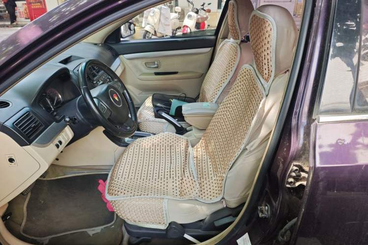 Used Lotus L5 2011 Sedan 1.6L Automatic Fashion Edition Left Front Seat