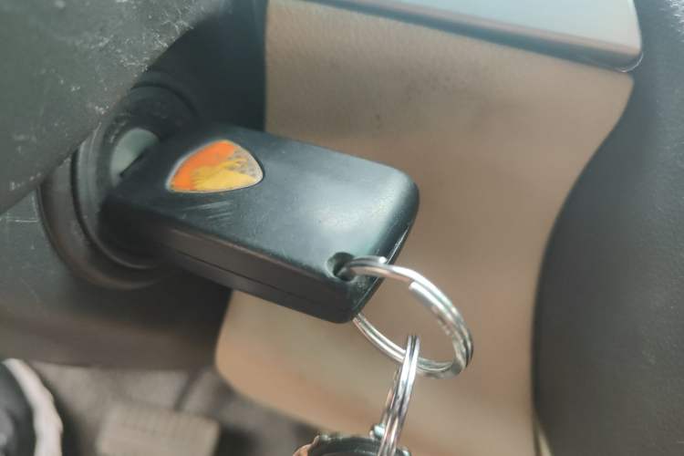 Used Lotus L5 2011 Sedan 1.6L Automatic Fashion Navigation Edition Vehicle Key