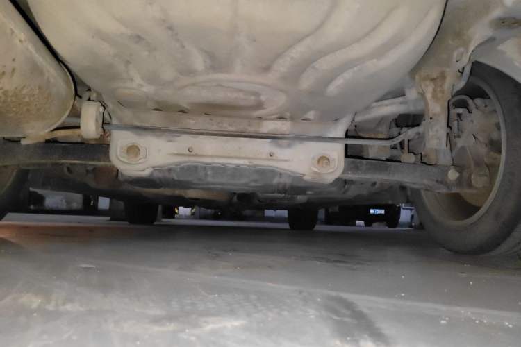 Used Lotus L5 2011 Sedan 1.6L Manual Fashion Edition Chassis Rear