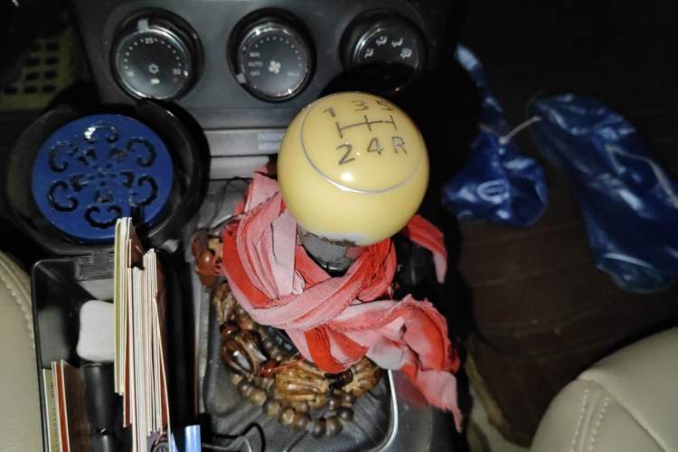 Used Lotus L5 2011 Sedan 1.6L Manual Fashion Edition Gear Lever
