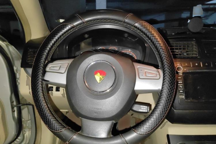 Used Lotus L5 2011 Sedan 1.6L Manual Fashion Edition Steering Wheel