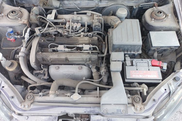 Used Lotus L5 2012 Sedan 1.8L Automatic Fashion Edition Engine Bay