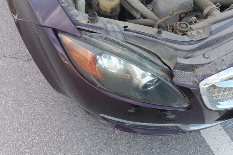 Used Lotus L5 2012 Sedan 1.8L Automatic Fashion Edition Right Front Headlight