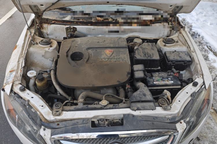 Used Lotus L5 2012 Sportback 1.8L Automatic Trend Edition Engine Bay