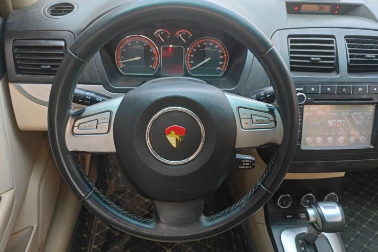 Used Lotus L5 2012 Sportback 1.8L Automatic Trend Edition Steering Wheel