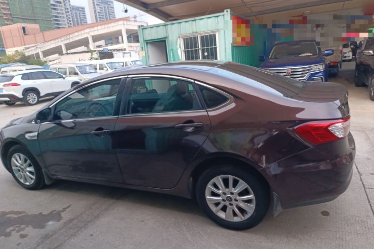 Used Luxgen 5 2014 Honor Navigation Edition 1.8T Automatic Luxury Model Left Side