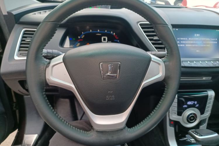 Used Luxgen 5 2014 Honor Navigation Edition 1.8T Automatic Luxury Model Steering Wheel