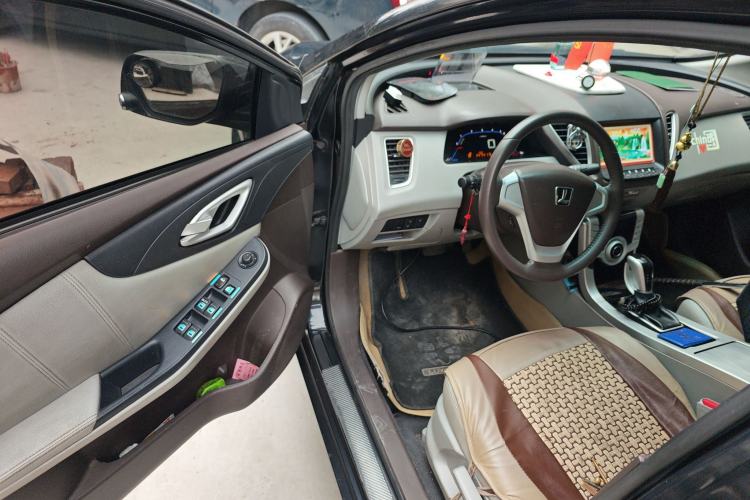 Used Luxgen 5 2013 1.8T Automatic Luxury Model Driver Seat