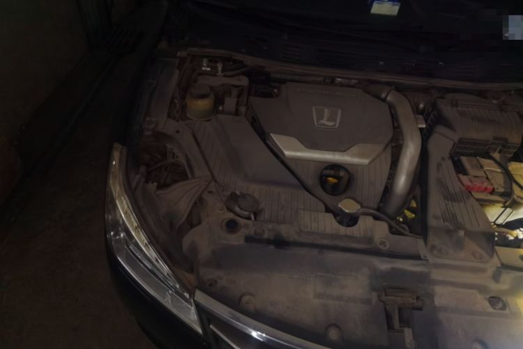 Used Luxgen 5 2013 1.8T Automatic Luxury Model Engine Bay Right