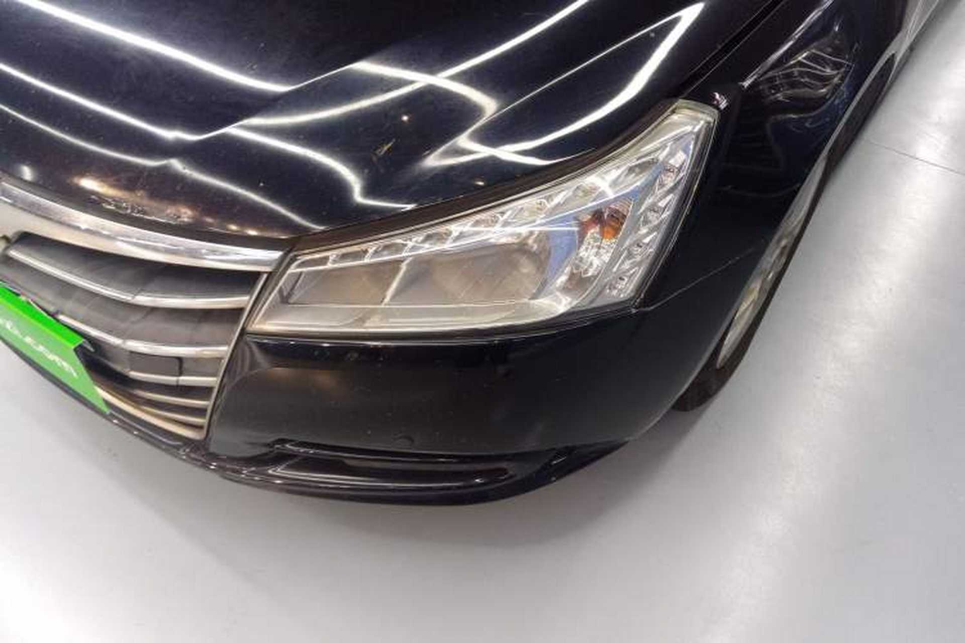 Used Luxgen 5 2013 1.8T Automatic Prestige Model Left Front Headlight