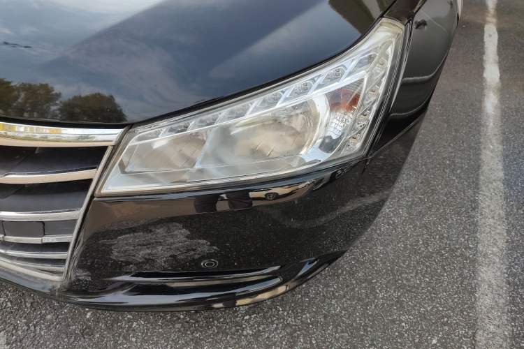 Used Luxgen 5 2013 1.8T Automatic Prestige Model Left Front Headlight