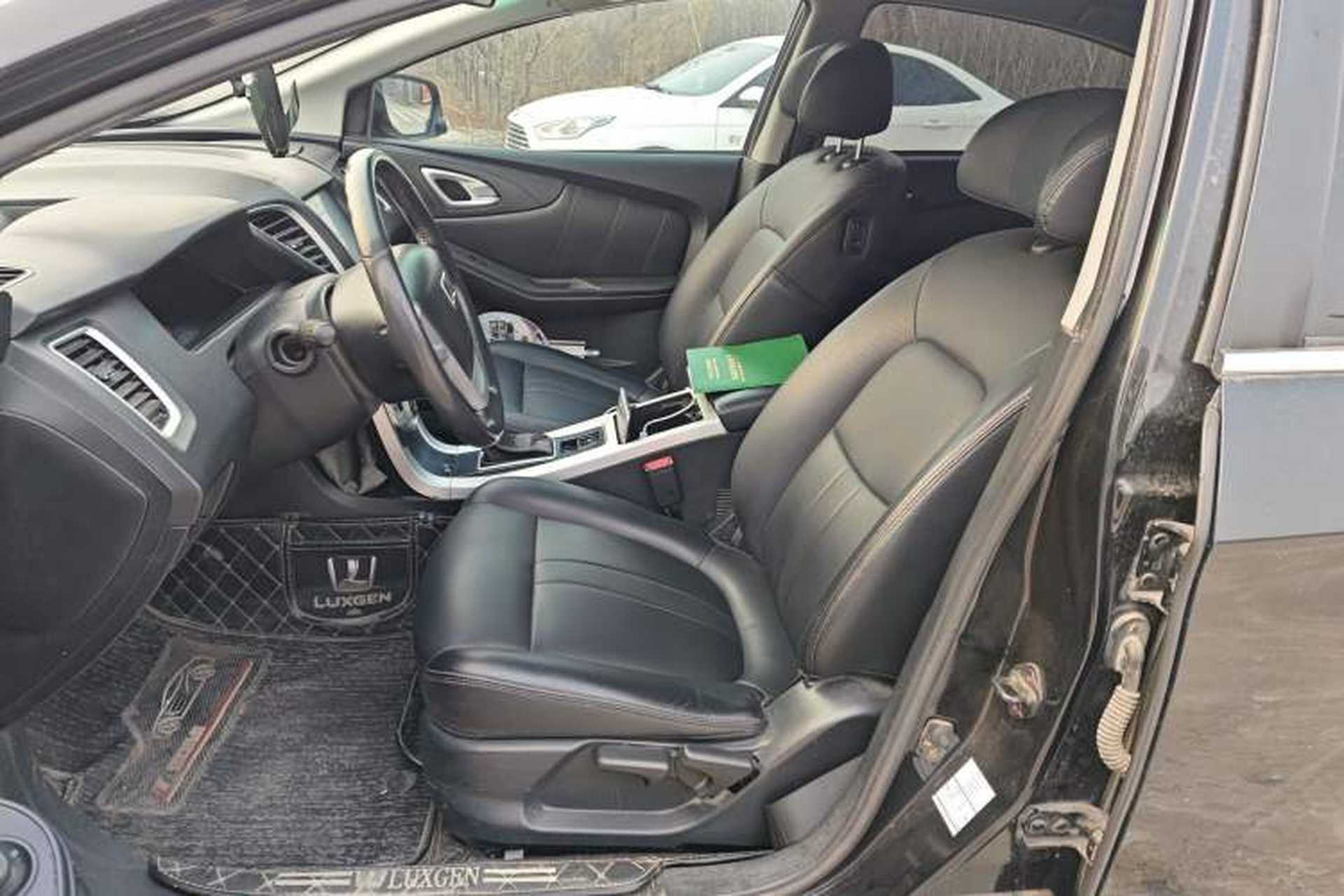 Used Luxgen 5 2013 1.8T Automatic Luxury Model Left Front Seat