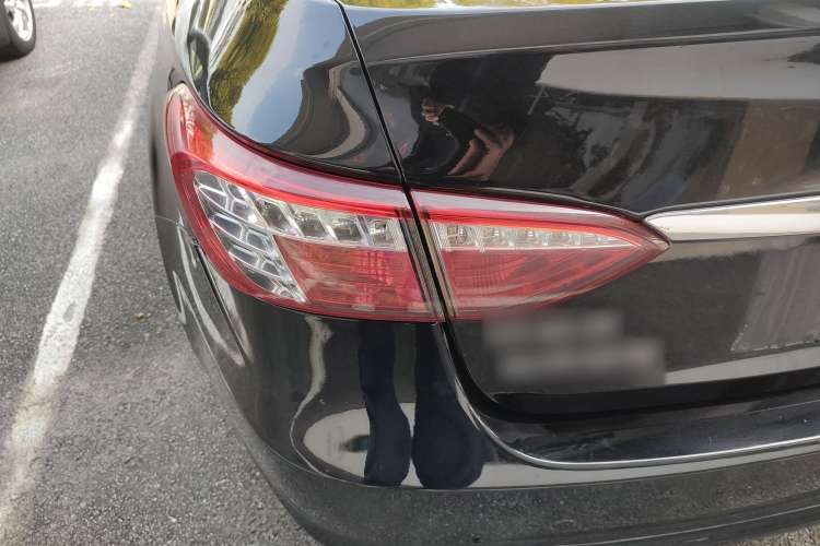 Used Luxgen 5 2013 1.8T Automatic Prestige Model Left Rear Taillight