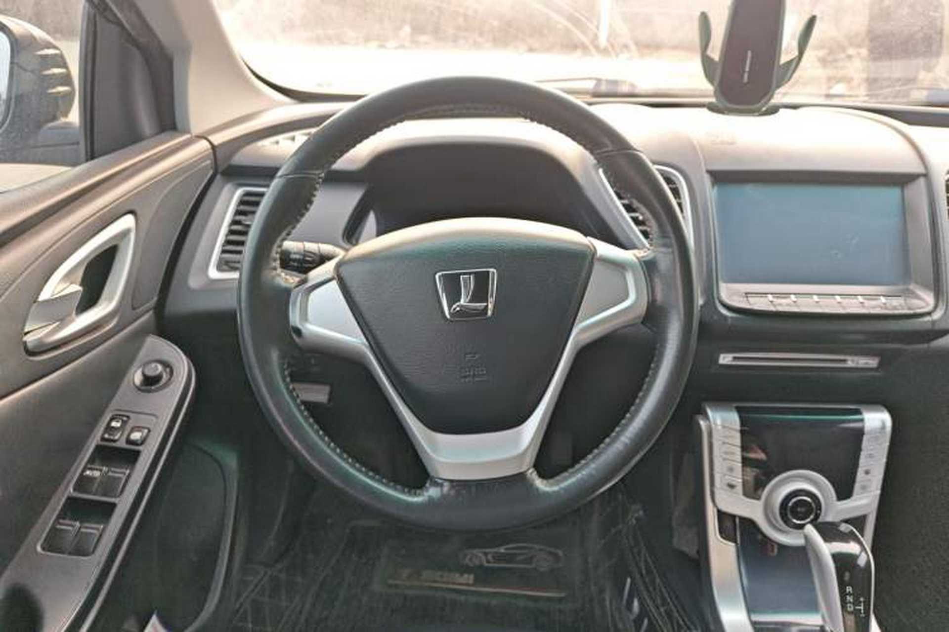 Used Luxgen 5 2013 1.8T Automatic Luxury Model Steering Wheel