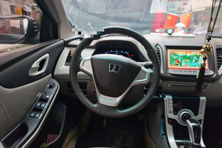 Used Luxgen 5 2013 1.8T Automatic Luxury Model Steering Wheel