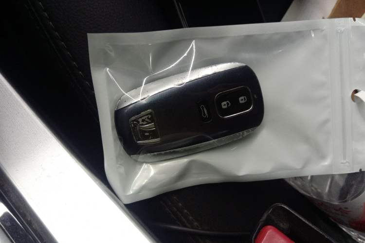 Used Luxgen 5 2013 1.8T Automatic Prestige Model Vehicle Key