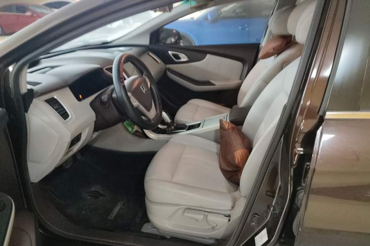 Used Luxgen 5 2013 1.8T Automatic Luxury Model Driver Seat