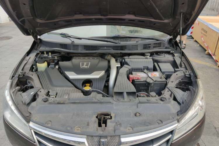 Used Luxgen 5 2013 1.8T Automatic Luxury Model Engine Bay