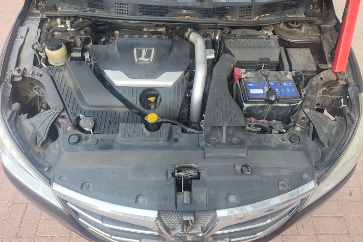 Used Luxgen 5 2013 1.8T Automatic Prestige Model Engine Bay