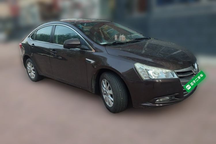 Used Luxgen 5 2013 1.8T Automatic Prestige Model Front Right 45 Deg