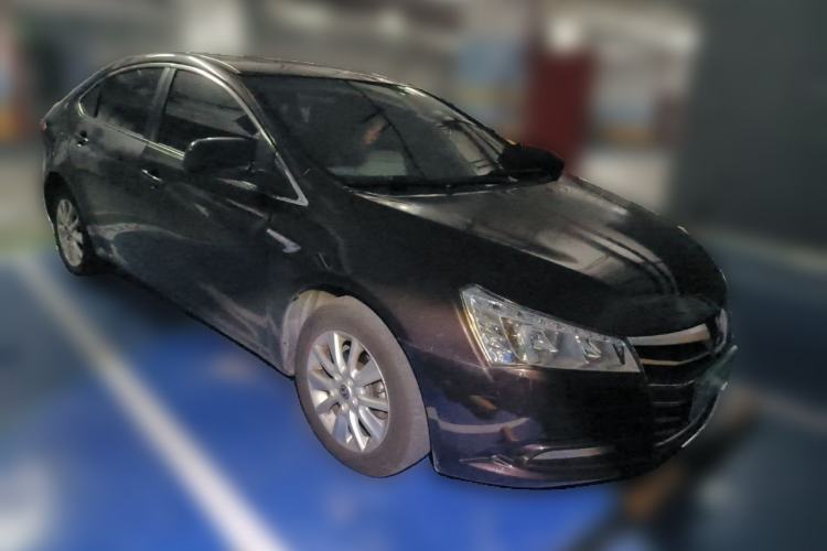 Used Luxgen 5 2013 1.8T Automatic Luxury Model Front Right 45 Deg