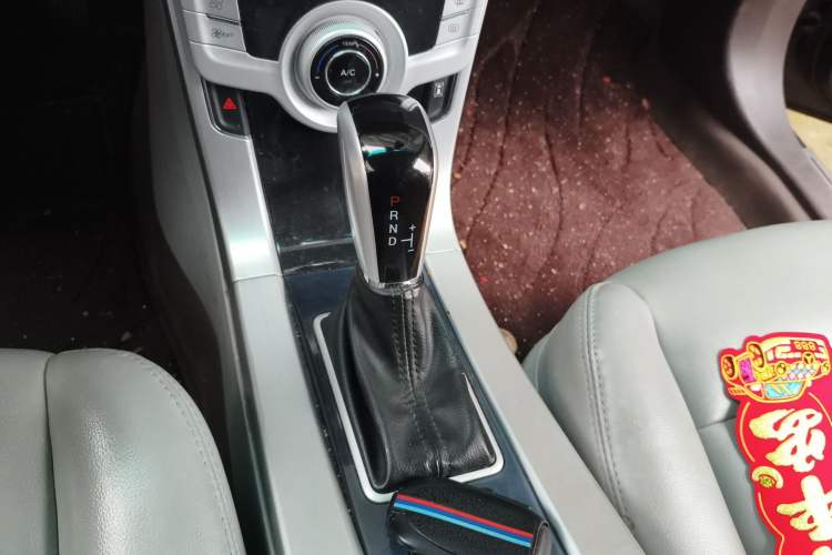 Used Luxgen 5 2013 1.8T Automatic Flagship Model Gear Lever