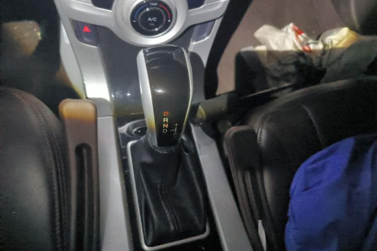 Used Luxgen 5 2013 1.8T Automatic Luxury Model Gear Lever