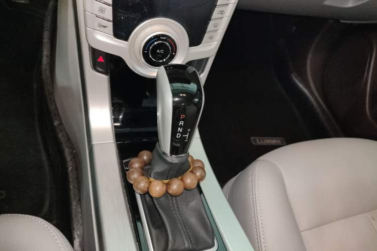 Used Luxgen 5 2013 1.8T Automatic Luxury Model Gear Lever