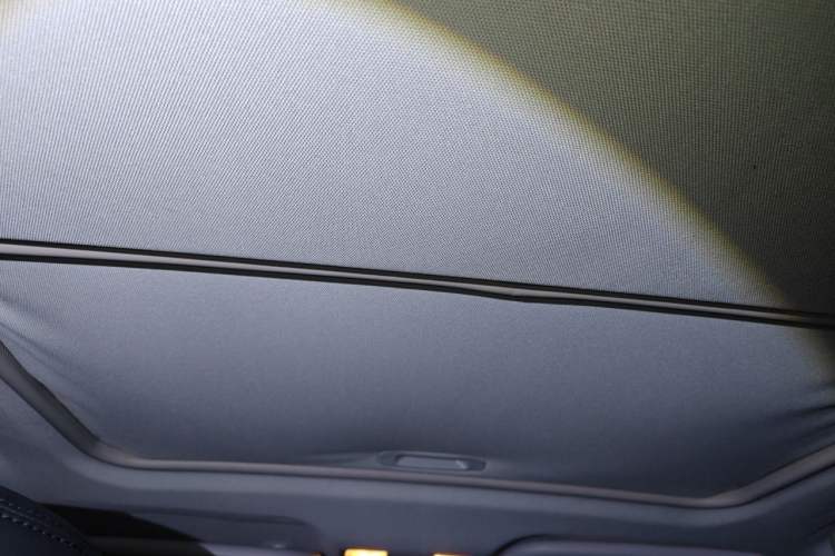 Used Luxgen 5 2013 1.8T Automatic Prestige Model Headliner