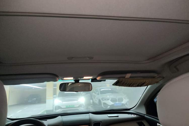 Used Luxgen 5 2013 1.8T Automatic Luxury Model Headliner