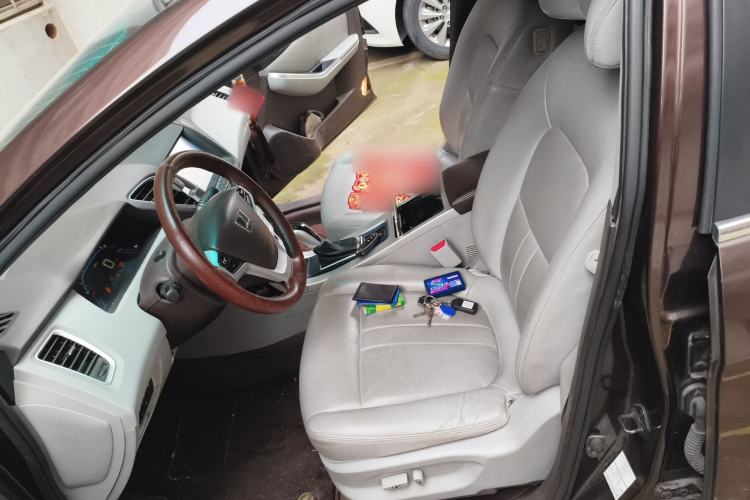 Used Luxgen 5 2013 1.8T Automatic Flagship Model Left Front Seat