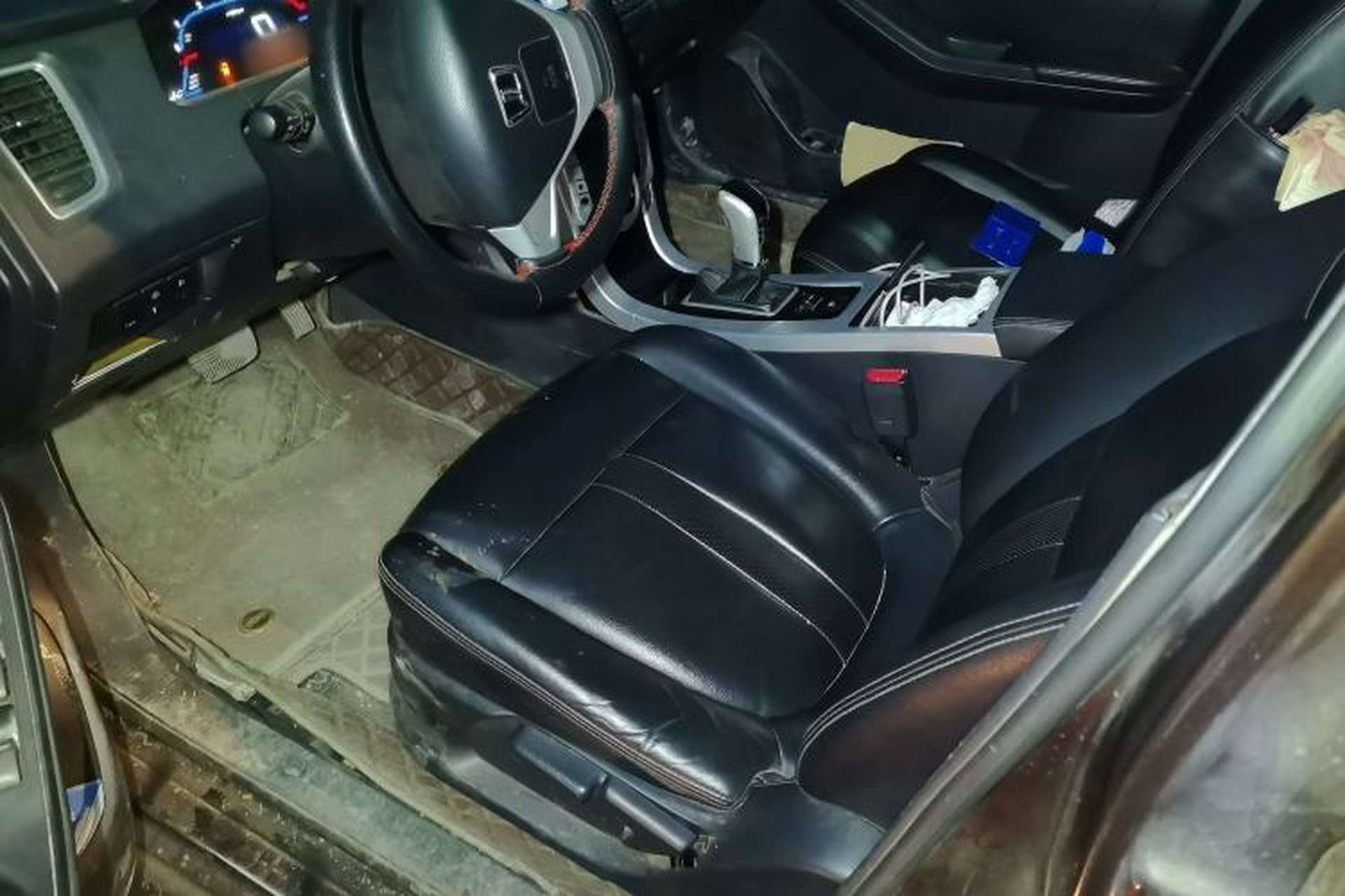 Used Luxgen 5 2013 1.8T Automatic Luxury Model Left Front Seat