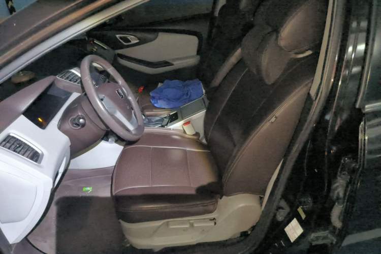 Used Luxgen 5 2013 1.8T Automatic Luxury Model Left Front Seat