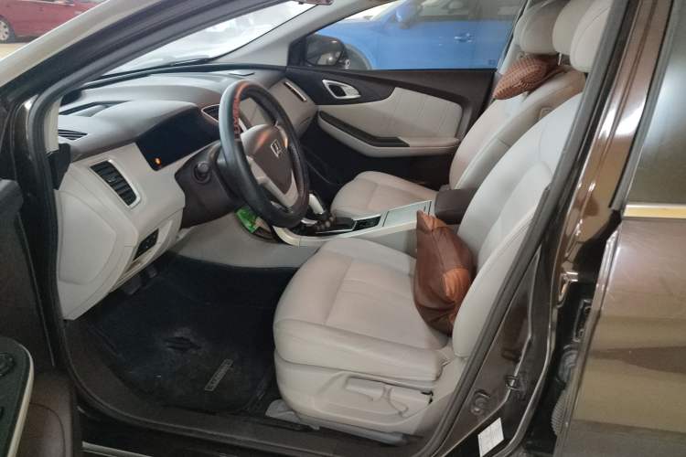 Used Luxgen 5 2013 1.8T Automatic Luxury Model Left Front Seat