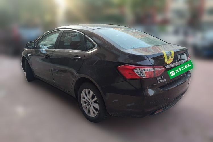 Used Luxgen 5 2013 1.8T Automatic Prestige Model Rear Left 45 Deg