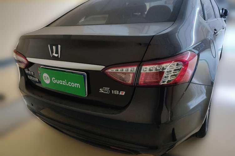 Used Luxgen 5 2013 1.8T Automatic Luxury Model Rear
