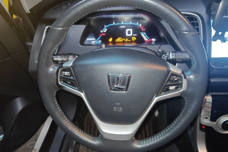 Used Luxgen 5 2013 1.8T Automatic Prestige Model Steering Wheel