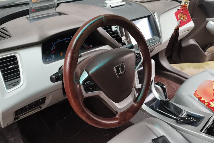 Used Luxgen 5 2013 1.8T Automatic Flagship Model Steering Wheel